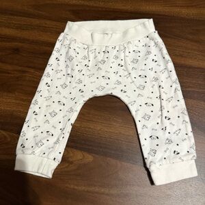 ✨2/$6✨ Baby boy Rae Dunn pants